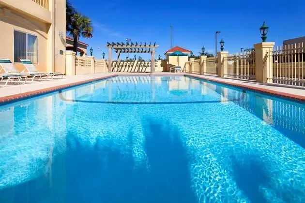 La Quinta Inn & Suites Mobile - Daphne