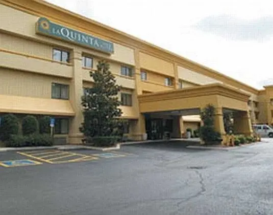 La Quinta Inn & Suites Nashville Airport