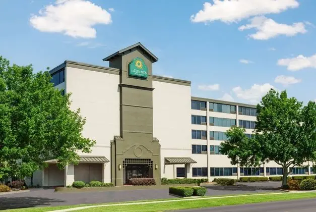 La Quinta Inn & Suites New Olreans Airport Kenner - Öne Çıkan Resim