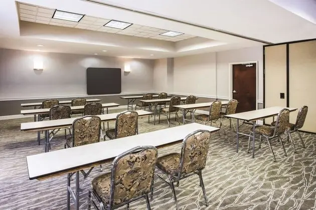 La Quinta Inn & Suites Newark - Elkton