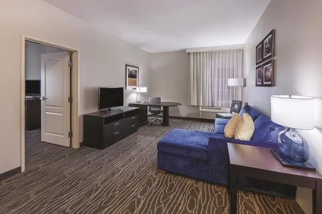 La Quinta Inn & Suites Palestine - Genel