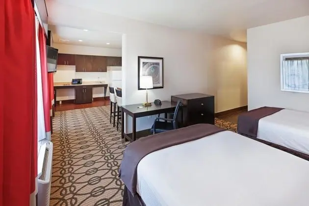 La Quinta Inn & Suites Pearsall