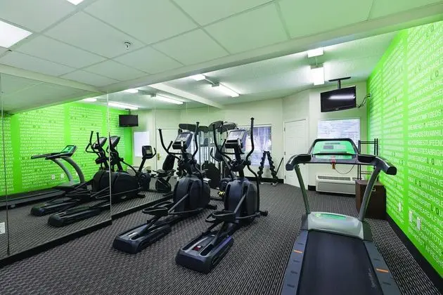 La Quinta Inn & Suites Raleigh - Durham Airport - Genel