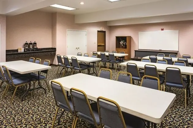 La Quinta Inn & Suites Salem