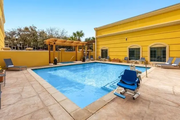 La Quinta Inn & Suites San Antonio Medical Center - Havuz