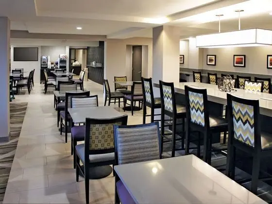 La Quinta Inn & Suites San Diego SeaWorld/Zoo Area