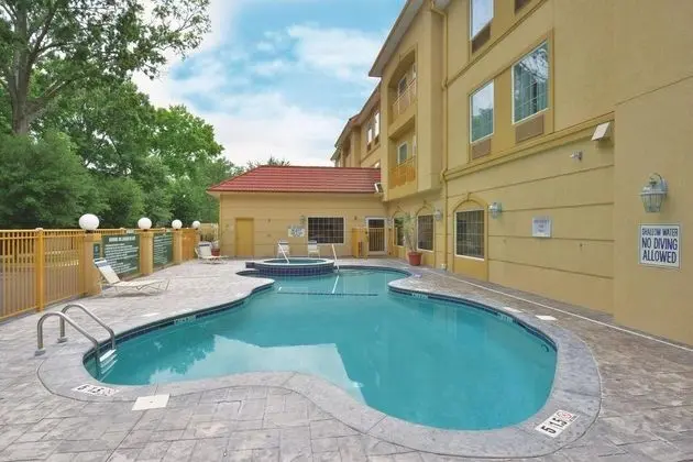 La Quinta Inn & Suites Savannah Airport - Pooler