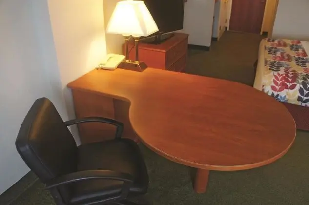 La Quinta Inn & Suites Springfield Airport Plaza