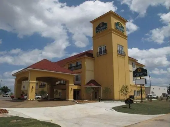 La Quinta Inn & Suites Tulsa Airport / Expo Square