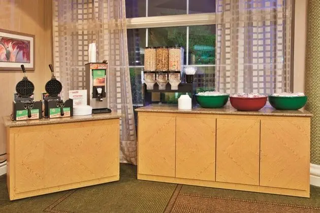 La Quinta Inn & Suites Winston - Salem