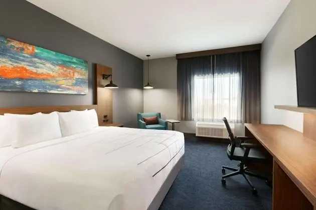 La Quinta Inn & Suites by Wyndham College Station North - Oda
