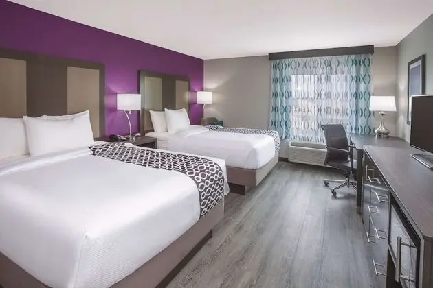 La Quinta Inn & Suites by Wyndham Effingham - Oda