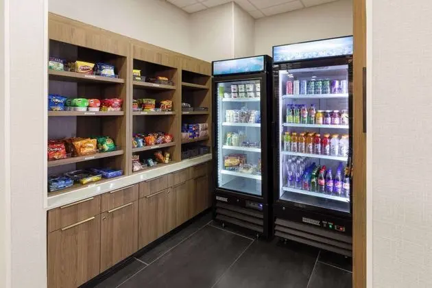 La Quinta Inn & Suites by Wyndham El Paso East - Oda