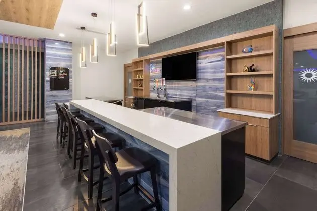 La Quinta Inn & Suites by Wyndham El Paso East - Spa