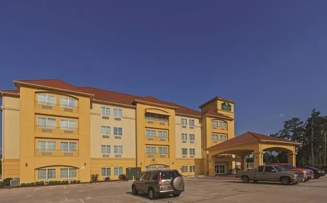 La Quinta Inn & Suites by Wyndham Houston-Magnolia
