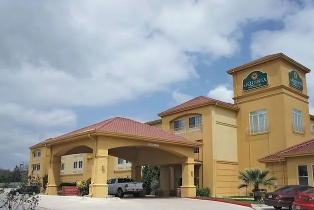 La Quinta Inn & Suites by Wyndham Kerrville - Dış Mekan