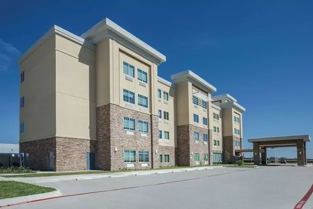 La Quinta Inn & Suites by Wyndham Kingsville - Dış Mekan