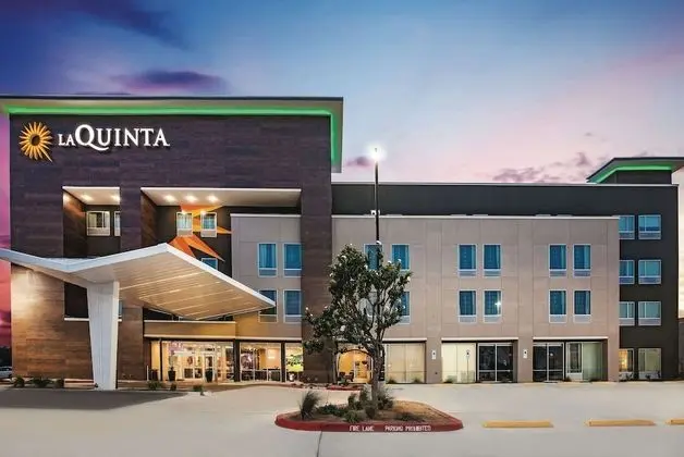 La Quinta Inn & Suites by Wyndham McAllen La Plaza Mall - Dış Mekan