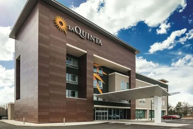 La Quinta Inn & Suites by Wyndham McDonough - Dış Mekan