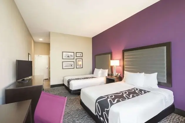 La Quinta Inn & Suites by Wyndham Memphis Downtown - Oda