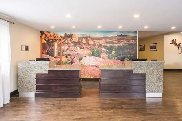La Quinta Inn & Suites by Wyndham Moab - Lobi