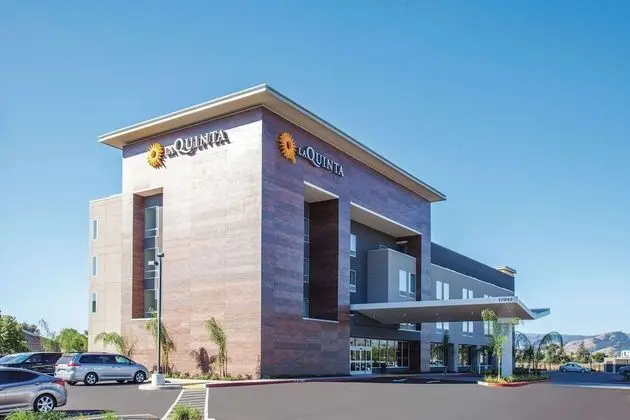 La Quinta Inn & Suites by Wyndham Morgan Hill-San Jose South - Dış Mekan