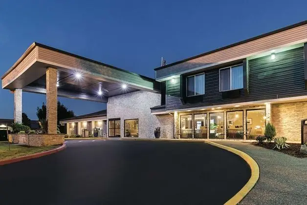 La Quinta Inn & Suites by Wyndham Portland NW