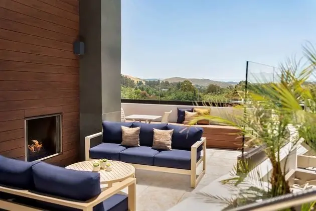La Quinta Inn & Suites by Wyndham San Luis Obispo Downtown - Havuz