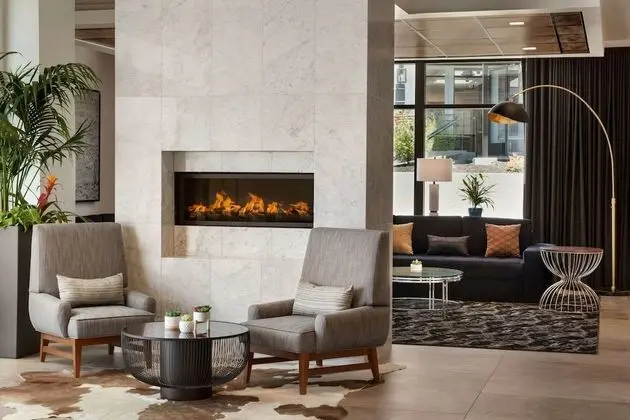 La Quinta Inn & Suites by Wyndham San Luis Obispo Downtown - Lobi