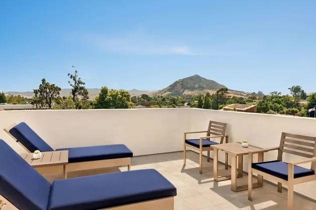 La Quinta Inn & Suites by Wyndham San Luis Obispo Downtown - Oda