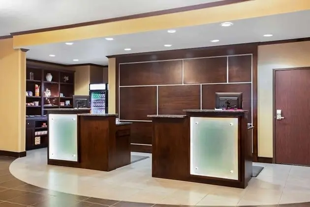 La Quinta Inn & Suites by Wyndham Sioux Falls - Lobi