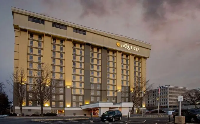 LA QUINTA INN SUITES BY WYNDHAM SPRINGFIELD MA