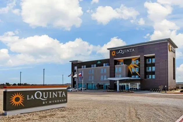 LA QUINTA INN SUITES BY WYNDHAM SWEETWATER EAST