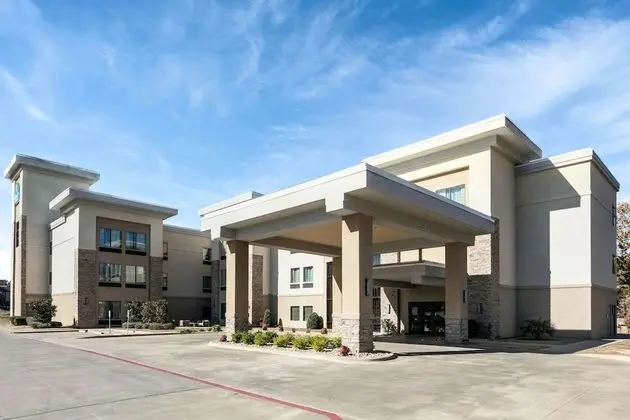 La Quinta Inn & Suites by Wyndham Tyler - University Area - Dış Mekan