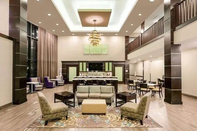 La Quinta Inn & Suites by Wyndham Tyler - University Area - Lobi