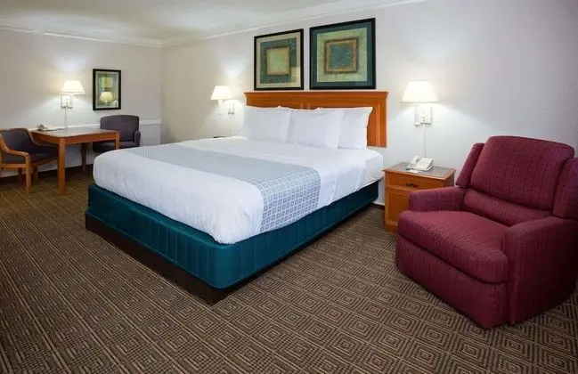 La Quinta Inn by Wyndham Albuquerque Airport - Oda