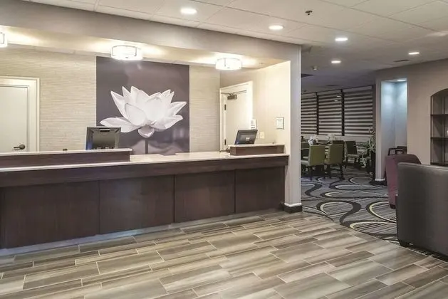 La Quinta Inn by Wyndham Sacramento Downtown - Lobi