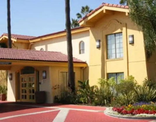 La Quinta Orange County John Wayne