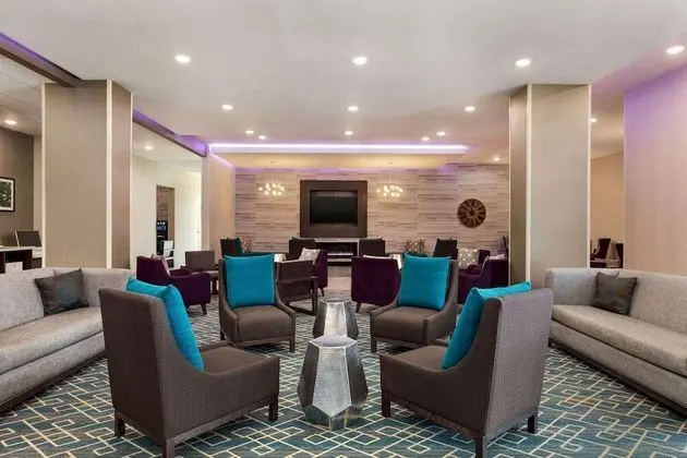La Quinta by Wyndham Gainesville - Lobi