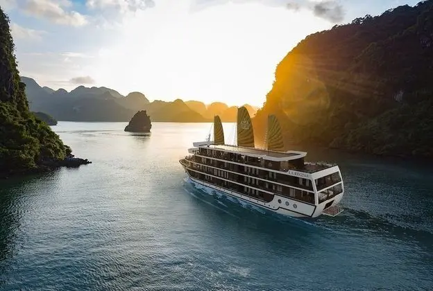 La Regina Grand Cruise