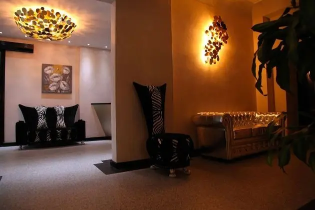 Hotel la Réserve - İç Mekan