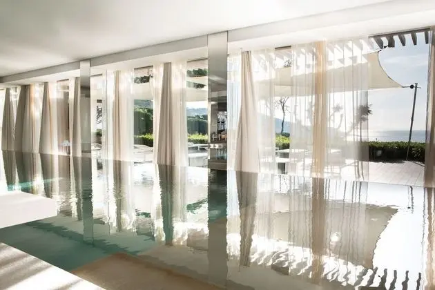 La Reserve Ramatuelle Hotel Spa & Villas - Havuz