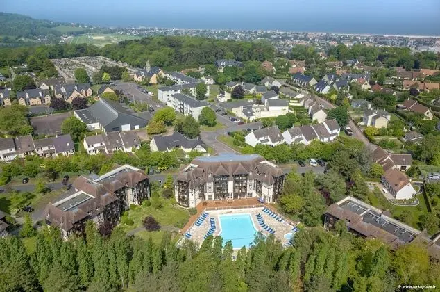 La Résidence du Golf de Deauville - Dış Mekan