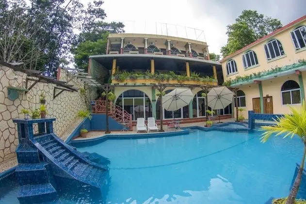 Hotel La Ribiera del Lago Peten Itza - Havuz