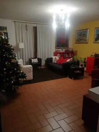 La Rondine Pisa e Lucca - Lobi