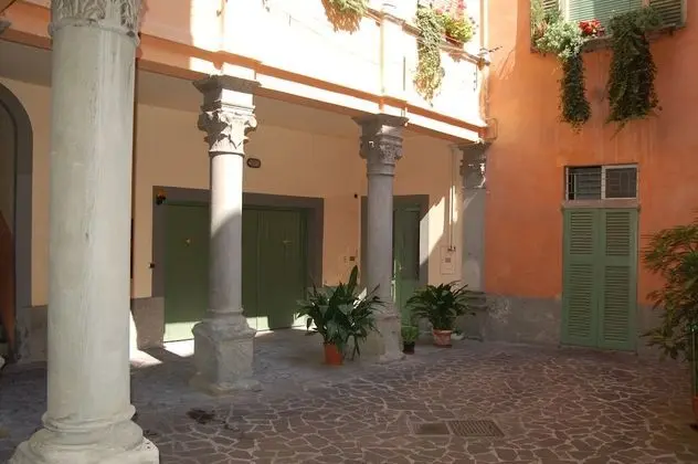 La Rosa Scarlatta Atelier