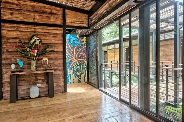 La Shamana Ecological, Concept in the Jungle - Lobi