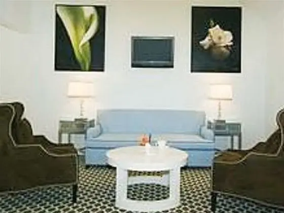 LA Sky Boutique