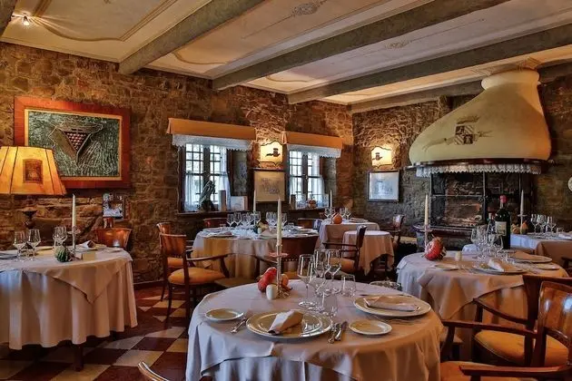 La Tavernetta al Castello - Yerinde Yemek