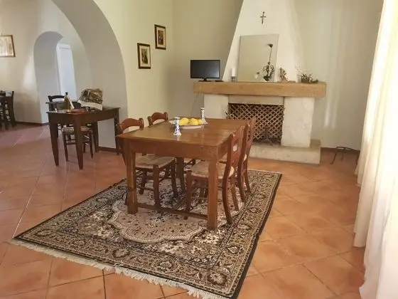 La Tavernola Agriturismo - Tenuta Mandia - İç Mekan